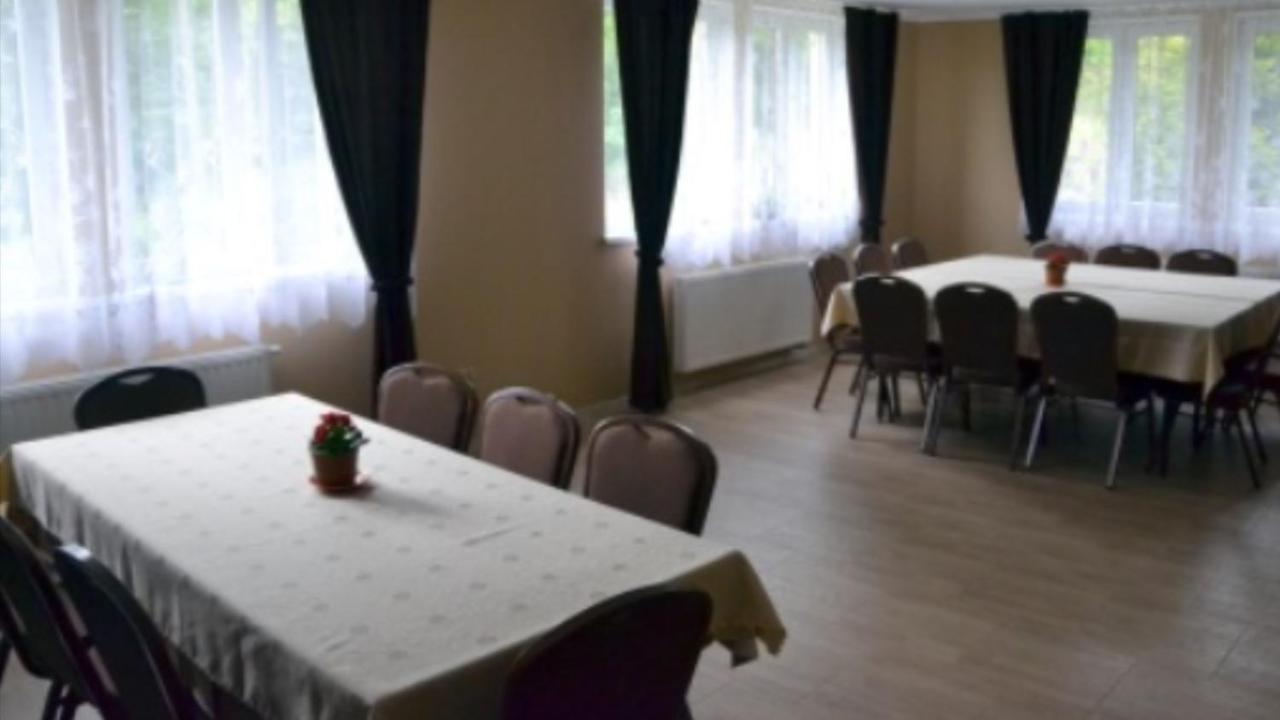 Zakole Sanu Villa Dubiecko Luaran gambar