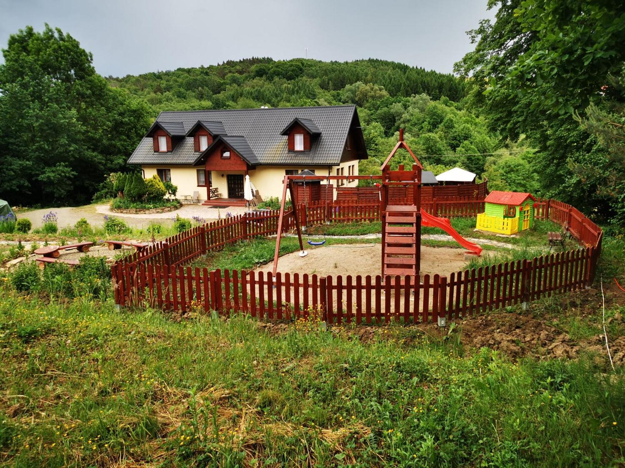Zakole Sanu Villa Dubiecko Luaran gambar
